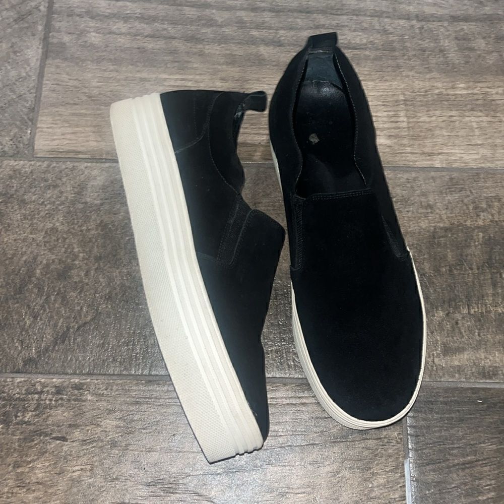 Marc Fisher black suede leather platform shoes